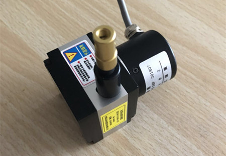 ˮƽ��(xi��n)��ɰ�C(j��)��(zhu��n)�����Kλ�Ƃ�����